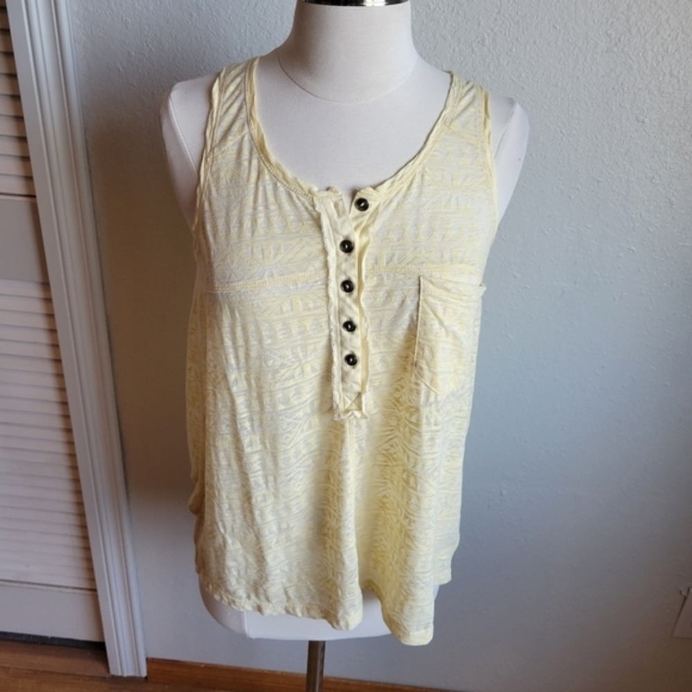 Hem & Thread Yellow Tank - Picture 2 of 6